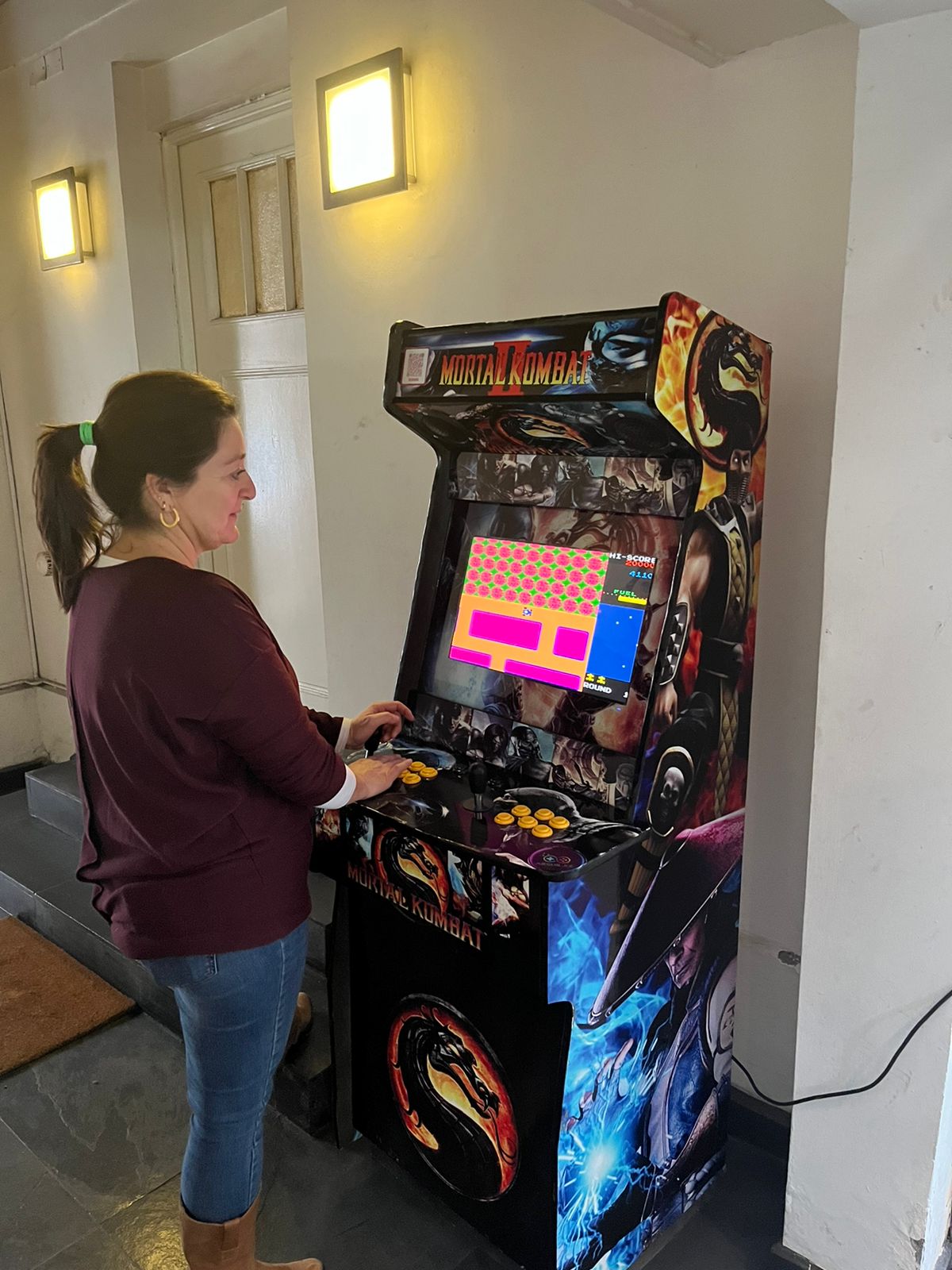 Promoción 5 (1 GUITAR HERO ARCADE  + 1 taca-taca + 1 arcade)